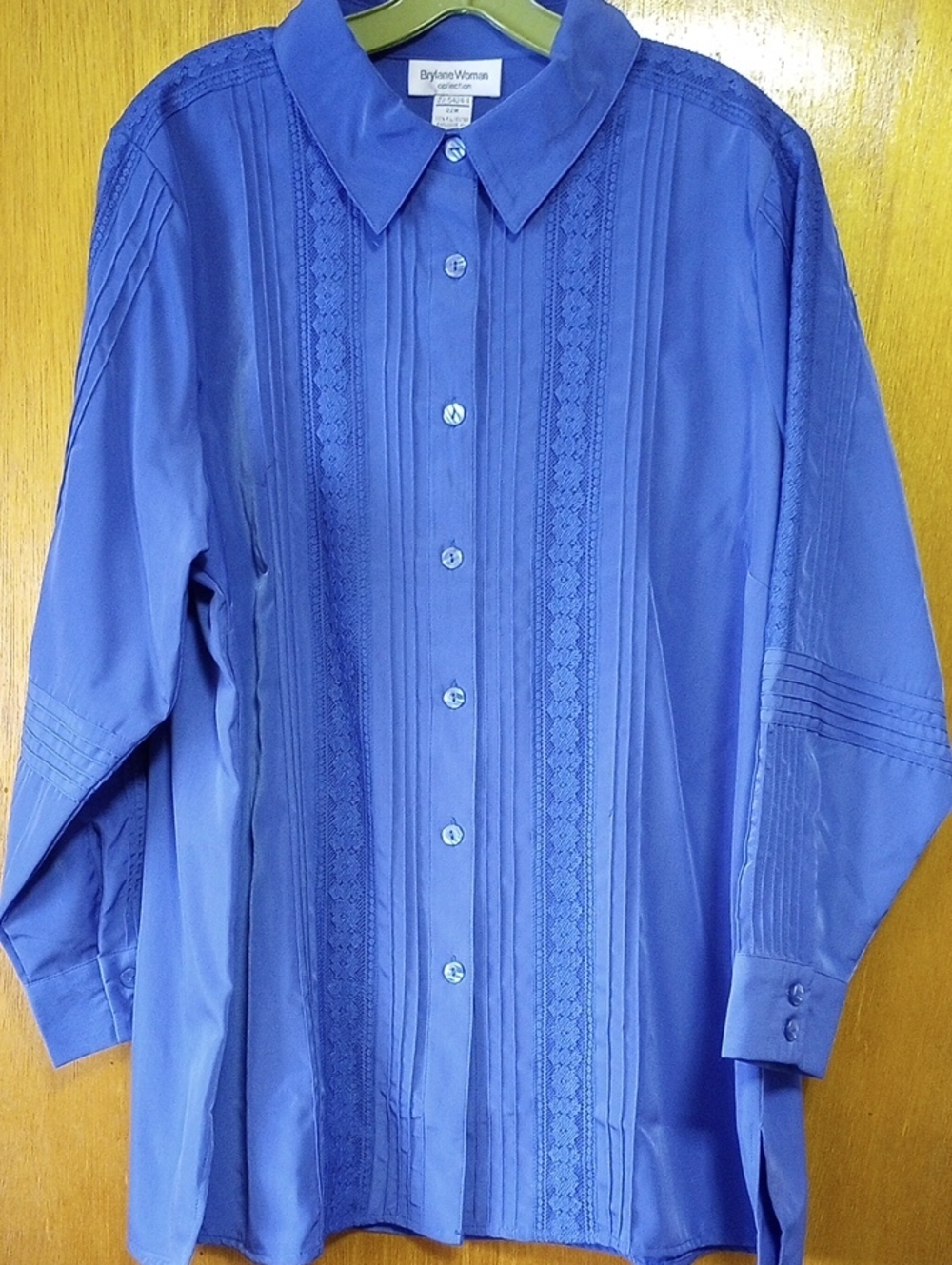 NWOT Brylane Woman Classic Pleated Royal Blue Top w/ Lace Trim. Plus Size 22W